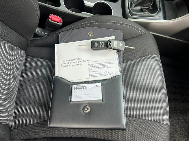 Hyundai i30 Klimatyzacja / 6 biegów / Komputer