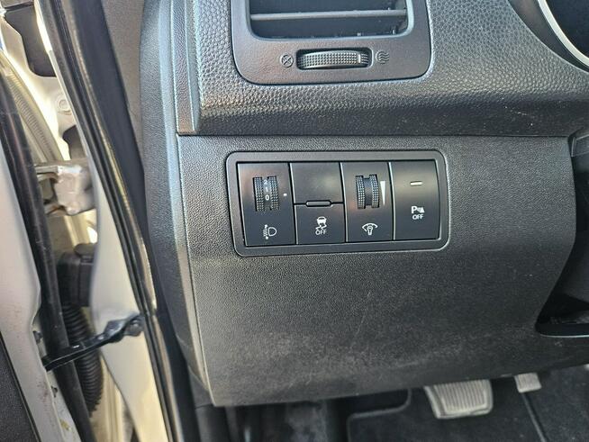 Kia Venga 1 właściciel /Automat / Klimatyzacja / Podgrzewane fotele / Serwis ASO