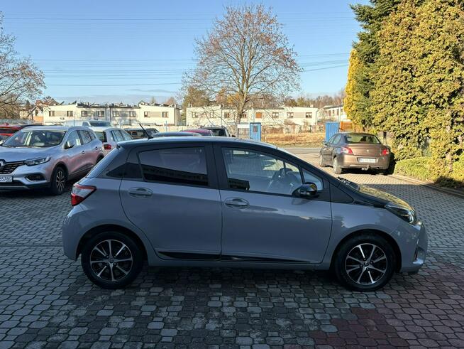 Toyota Yaris Rezerwacja