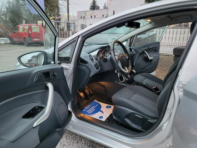 Ford Fiesta 1,25 82 KM Org.Przebieg TUV Z Niemiec Po Opłatach Zapraszamy !!!