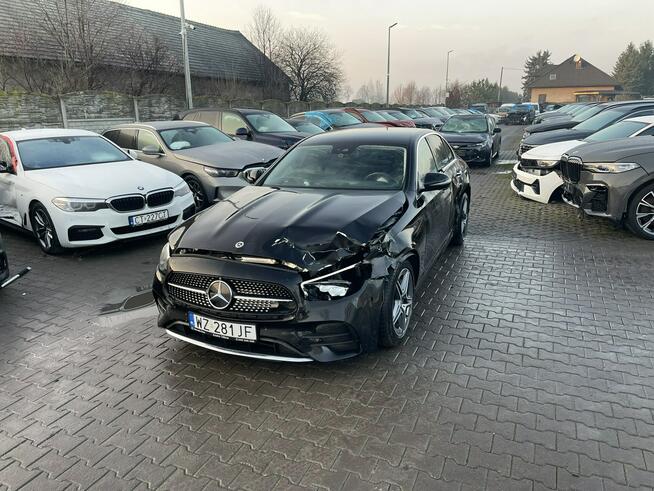 Mercedes E 220 AMG mHEV 4 Matic Kamery360 Podgrzewanie Skóra