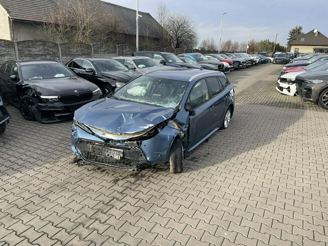 Toyota Corolla Hybryda Automat Klimatronik Podgrzewanie Kamera 122KM
