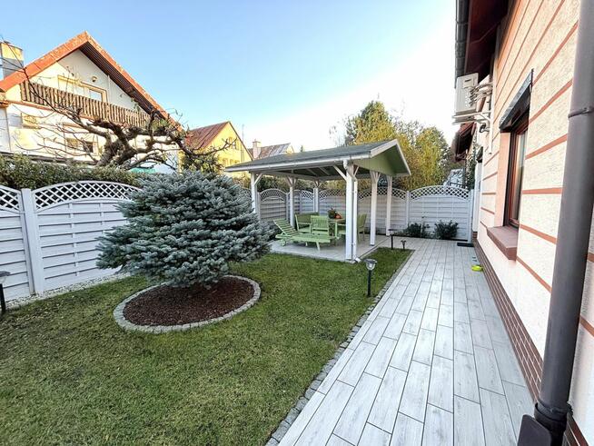 Dom Wrocław gm. Wrocław-Krzyki Ołtaszyn, Ametystowa