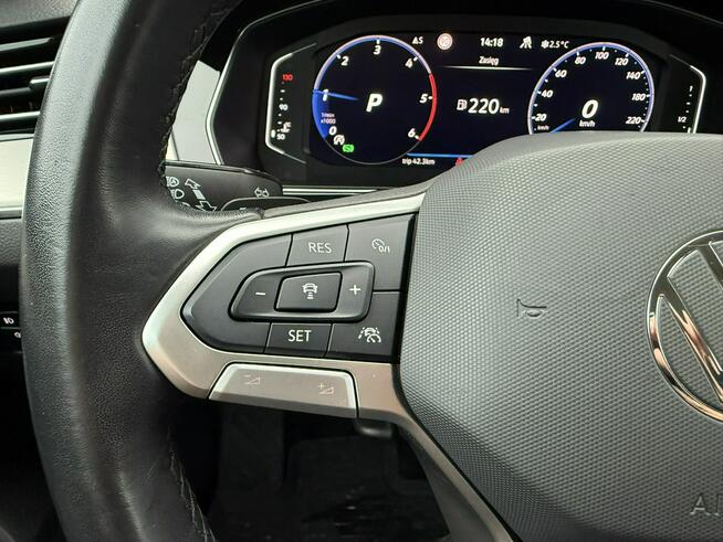 Volkswagen Passat 2.0 TDI 200kM 4MoT. DSG! Elegance Kamera ! Virtual Cocpit !