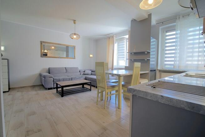 Boczna Olszewskiego, ogródek, piwnica, kamienica