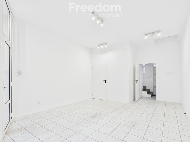 Lokal + mieszkanie w Kwadracie, centrum Pruszcza