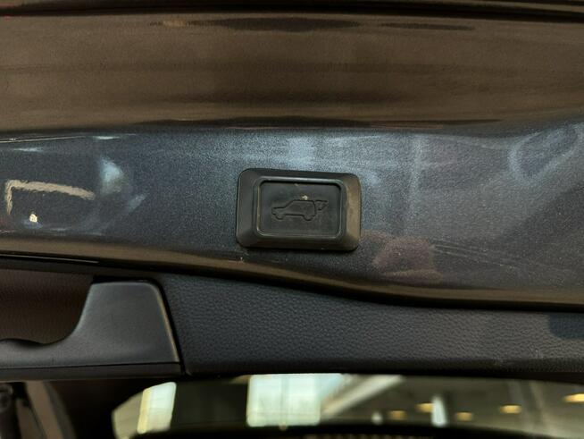 Toyota RAV-4 VAT 23% Comfort 2.5 hybrid 222KM automat 4x4 2020 r., salon PL, I wł.