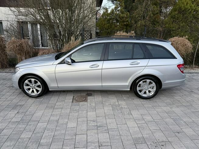 Mercedes C 180 NOWY ROZRZĄD ! Bardzo zadbana - 100% oryginalny przebieg