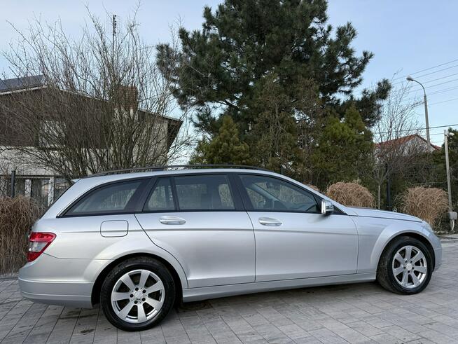 Mercedes C 180 NOWY ROZRZĄD ! Bardzo zadbana - 100% oryginalny przebieg