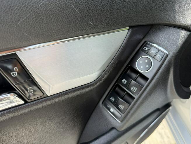 Mercedes C 180 Bardzo zadbana