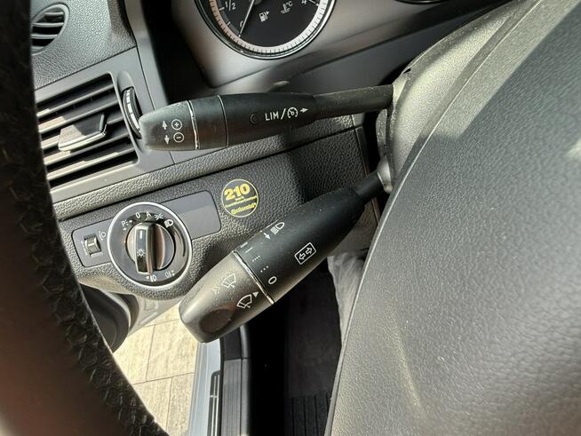 Mercedes C 180 Bardzo zadbana