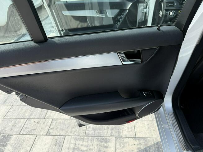 Mercedes C 180 Bardzo zadbana