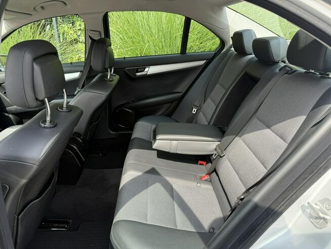 Mercedes C 180 Bardzo zadbana