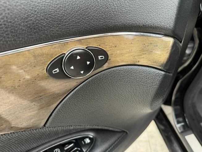 Mercedes E 200 Bardzo zadbana - 100% oryginalny przebieg