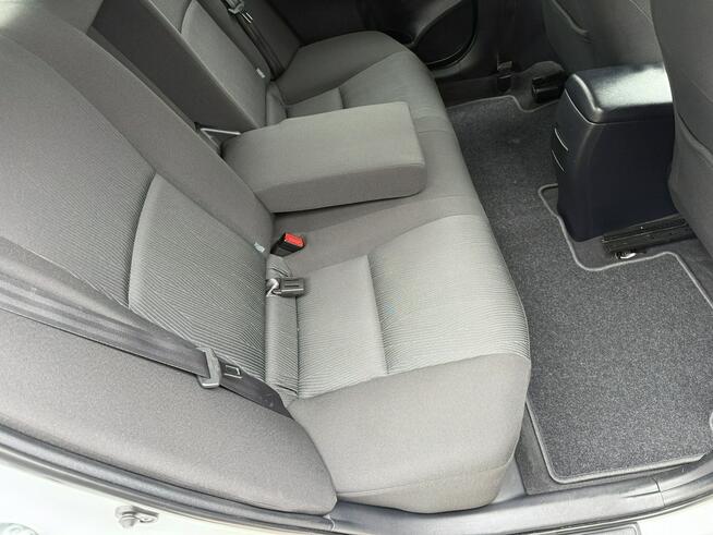 Toyota Avensis niezawodny diesel