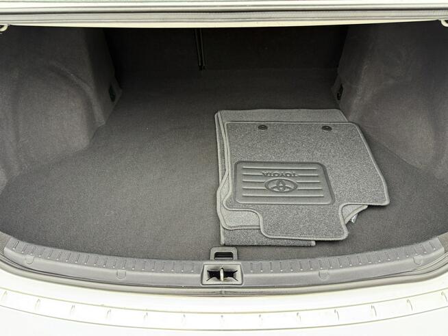 Toyota Avensis niezawodny diesel