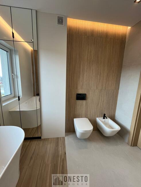 Dom Dys gm. Niemce, al. Topolowa