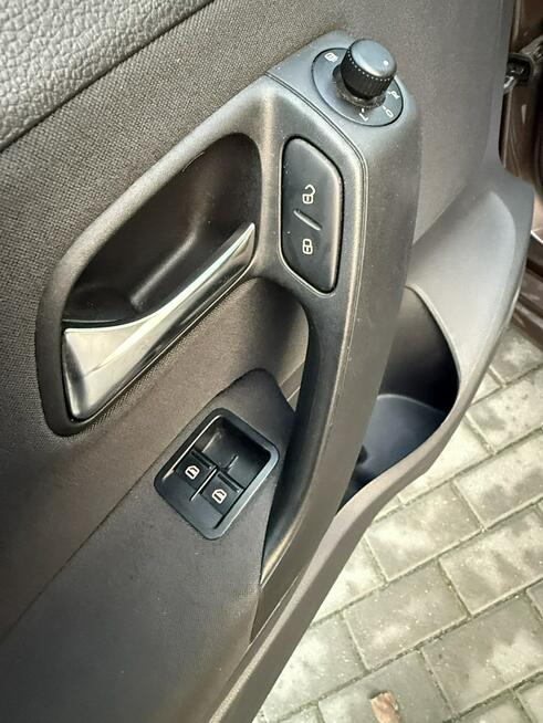 Volkswagen Polo 1.6TDi 2012r Climatronic Nawigacja Alufelgi Zarejestro