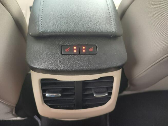 Ford Mondeo Salon Polska