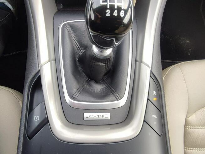 Ford Mondeo Salon Polska