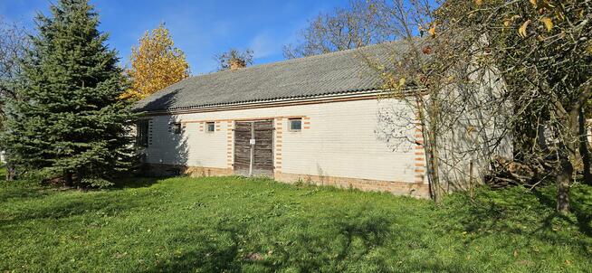 Siedlisko Dom + murowane budynki pod uprawy pasiekę hodowlę