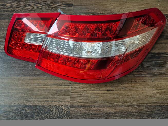 Lampy tylne oryginalne mercedes w212 sedan
