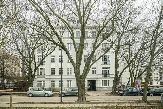 Przestronne mieszkanie w odnowionej kamienicy- ul. Wierzbowa