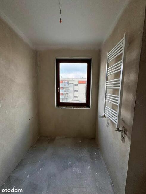 Czteropokojowe mieszkanie w stanie deweloperskim