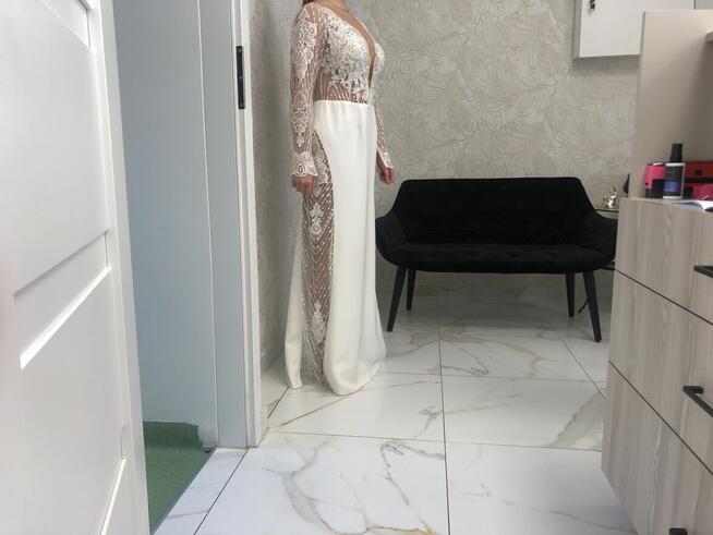 Piekna suknia ślubna z salonu Laurelle