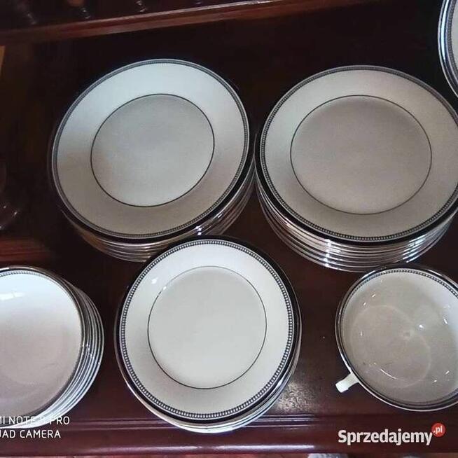 Filiżanka z talerzykiem deserowym. Syg. SARABANDE. Royal Dou