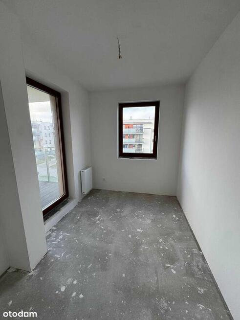 Czteropokojowe mieszkanie w stanie deweloperskim