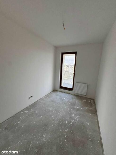 Czteropokojowe mieszkanie w stanie deweloperskim