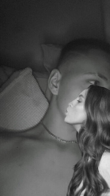 Młody szuka starszej kobiety.