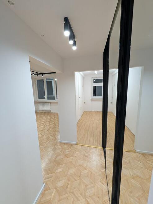 3 pokoje po remoncie 51,55 m², metro Płocka 100m, strych 16m