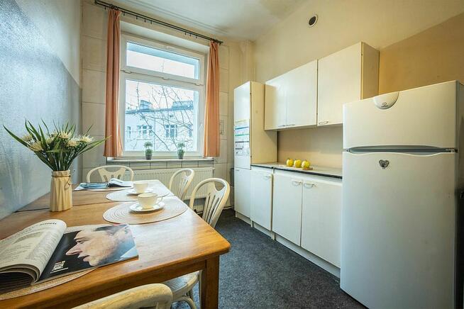 Przestronne mieszkanie w odnowionej kamienicy- ul. Wierzbowa