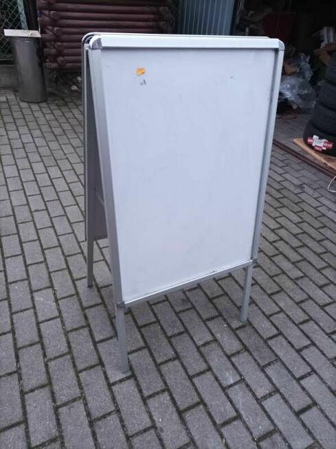 Sprzedam -TABLICA REKLAMOWA -mozna ustawic przed sklepem