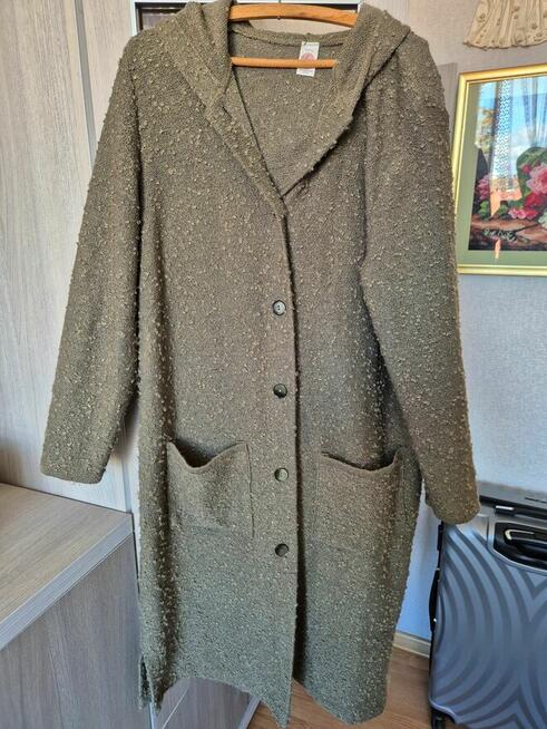 Sweter oliwkowy