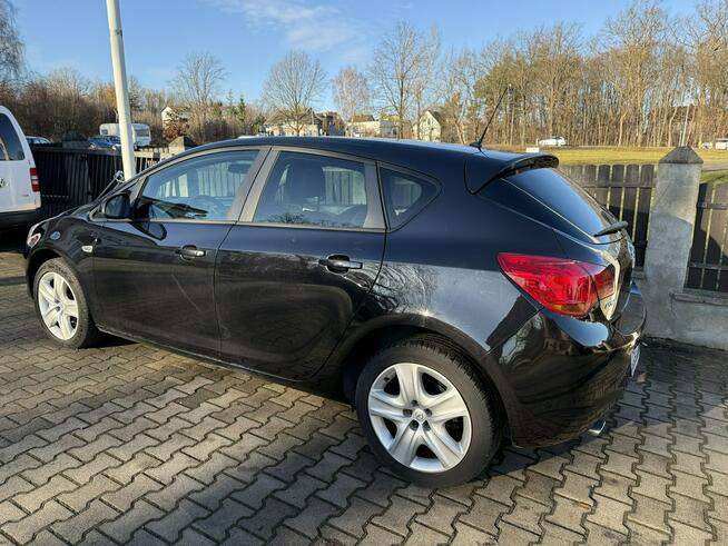 Opel Astra 1,4 Turbo 140 ps ładna świezo zarejestrowana z Niemiec