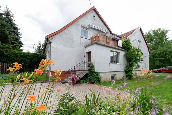 Bliźniak na dużej działce w Pasłęku