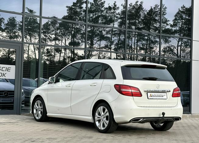 Mercedes B 180 2kpl.kół! Półskóra Grzane fotele Czujniki Klima Serwis Hak GWARANCJA !