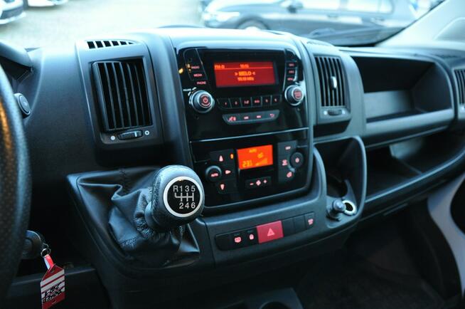 Peugeot Boxer 2.2HDI 165KM SalonPL 1wł Pełny Serwis Klimatyzacja Tempomat FV23
