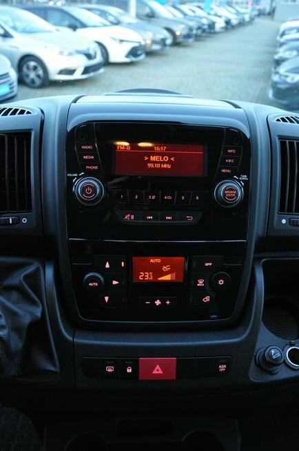 Peugeot Boxer 2.2HDI 165KM SalonPL 1wł Pełny Serwis Klimatyzacja Tempomat FV23