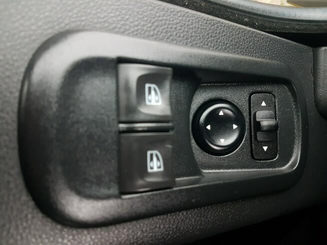 Renault Master KONTENER 8EP 4,22x2,23x2,23 KLIMA MANUAL KRAJOWY 6-BIEGÓW