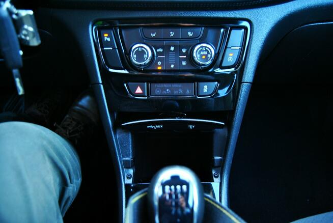 Opel Mokka Opłacony *NAVI-PL * Kamera cof. * Klima tronik *LEDY * Pół skóra