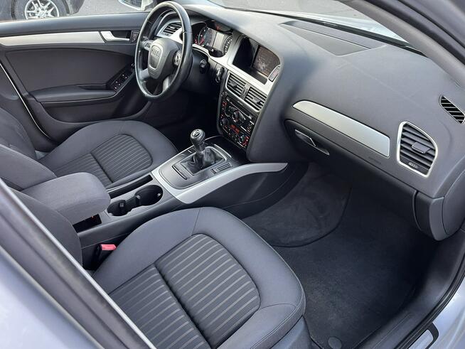 Audi A4 B8 2,0TDI 143KM Kombi 2 kpl. kół Bezwyp. Zadbany LED Xenon