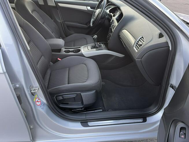 Audi A4 B8 2,0TDI 143KM Kombi 2 kpl. kół Bezwyp. Zadbany LED Xenon