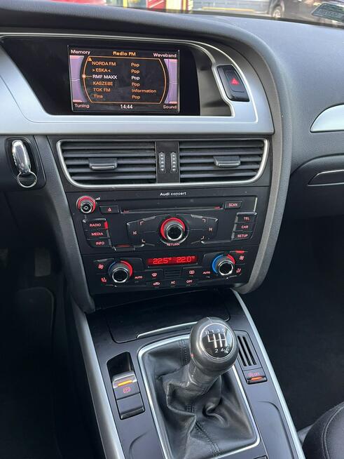 Audi A4 B8 2,0TDI 143KM Kombi 2 kpl. kół Bezwyp. Zadbany LED Xenon