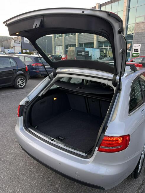 Audi A4 B8 2,0TDI 143KM Kombi 2 kpl. kół Bezwyp. Zadbany LED Xenon