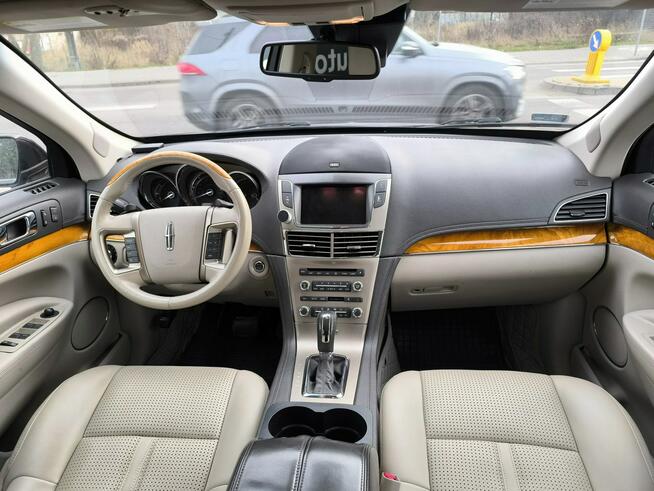Lincoln inny MKT 3.5i V6 360KM