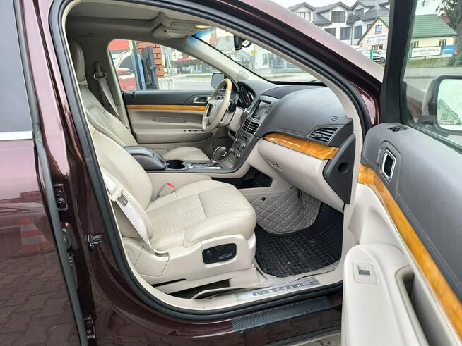 Lincoln inny MKT 3.5i V6 360KM